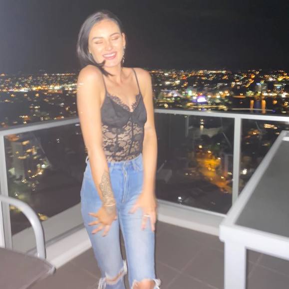 Meet your Posher, Lilliana - Picture 1 of 1